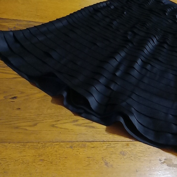 Tadashi Shoji Womens Dress BLACK TIERED 8 Preowned Strapless Used - Picture 6 of 16